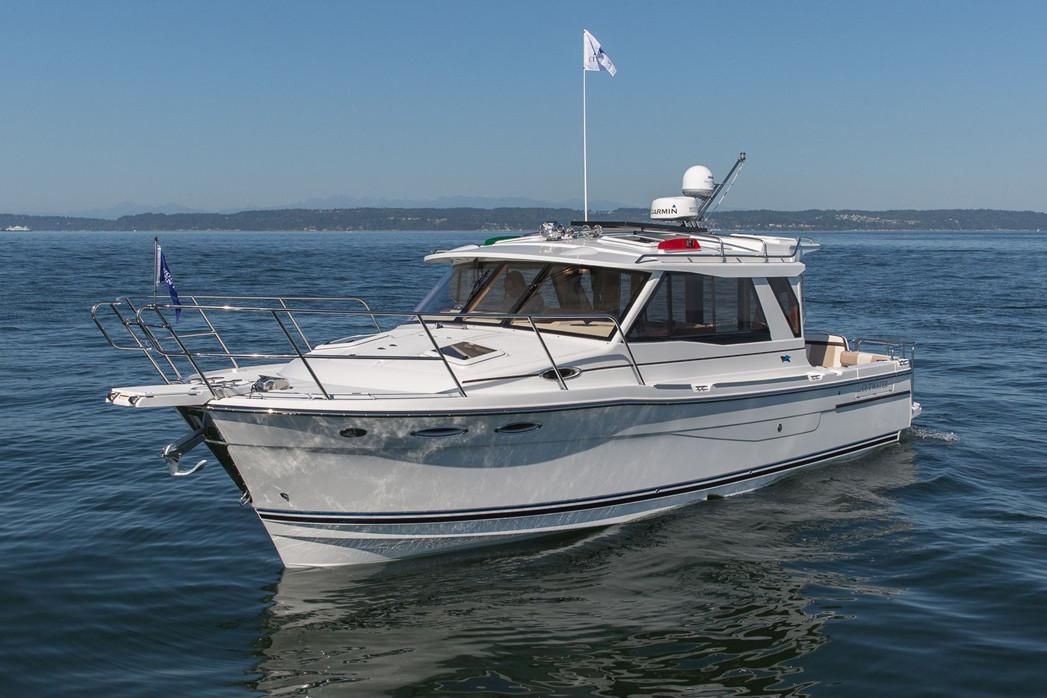 Boat Sea Ray 370 Sundancer for Sale